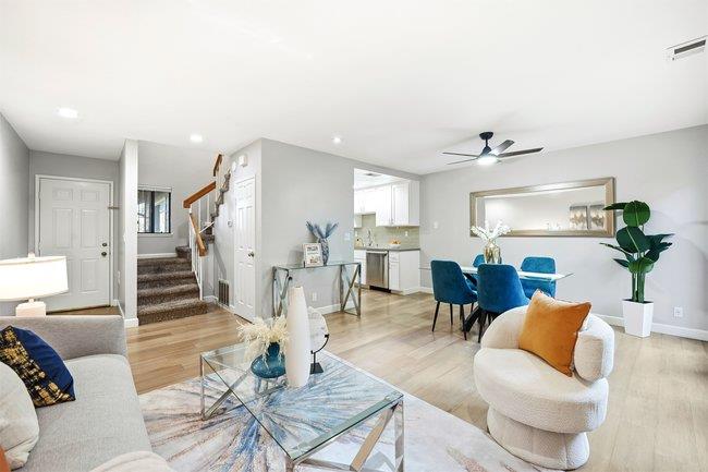 Detail Gallery Image 2 of 27 For 8550 Wren Ave 3b,  Gilroy,  CA 95020 - 2 Beds | 2 Baths