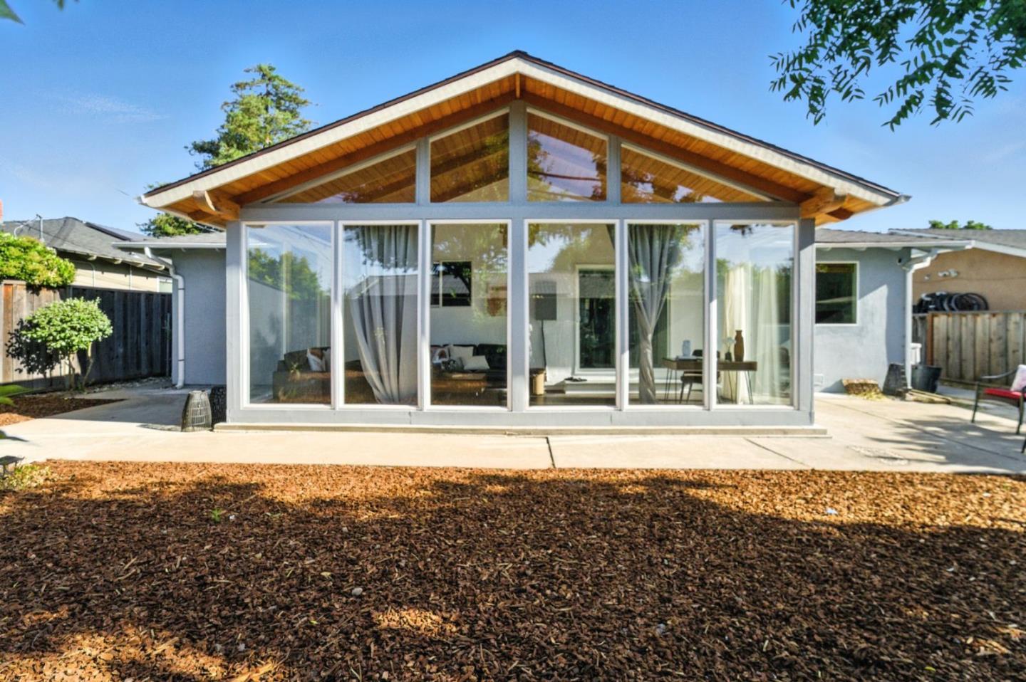 Detail Gallery Image 33 of 37 For 1705 Blossom Hill Rd, San Jose,  CA 95124 - 3 Beds | 2 Baths