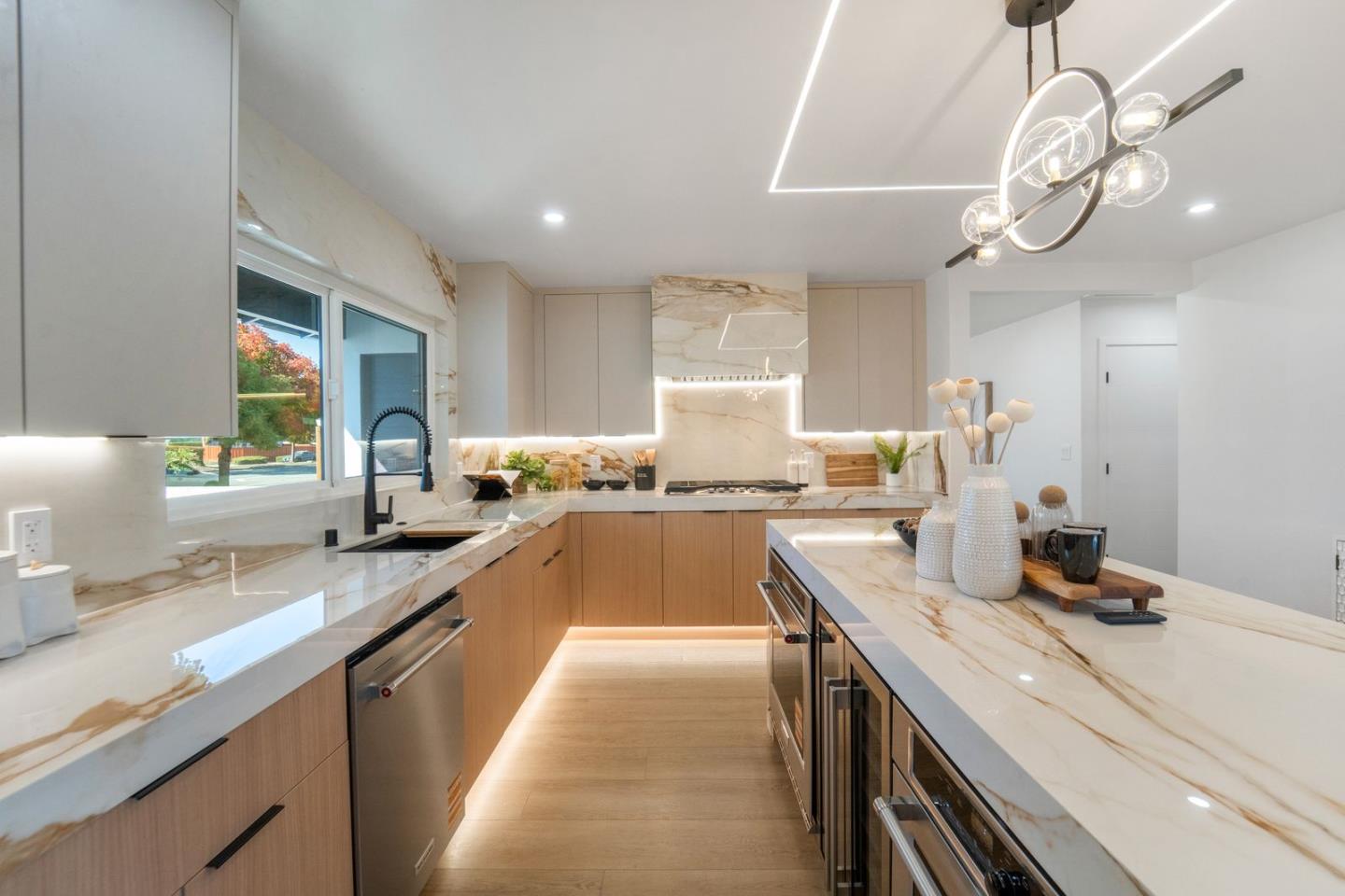 Detail Gallery Image 9 of 23 For 4180 Camden Ave, San Jose,  CA 95124 - 3 Beds | 2 Baths