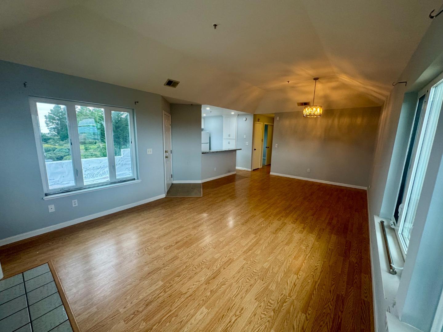 Detail Gallery Image 17 of 24 For 741 Pointe Pacific Dr #10,  Daly City,  CA 94014 - 2 Beds | 2 Baths