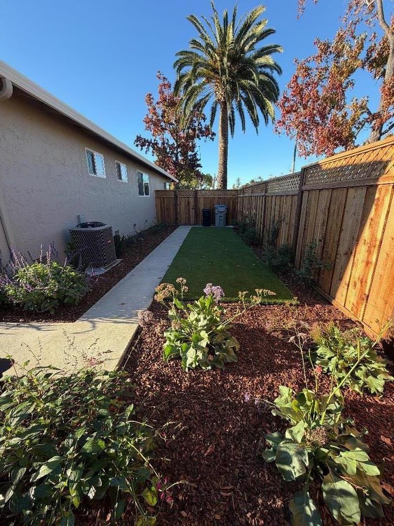 Detail Gallery Image 18 of 28 For 1800 Terri Way, San Jose,  CA 95124 - 2 Beds | 2 Baths