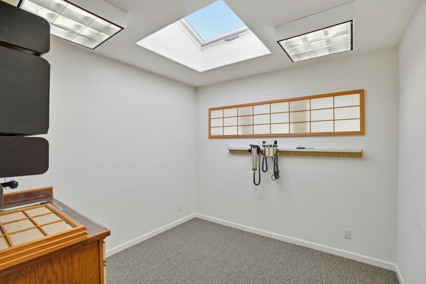 Detail Gallery Image 10 of 20 For 167 El Dorado St, Monterey,  CA 93940 - 1 Beds | 0/1 Baths