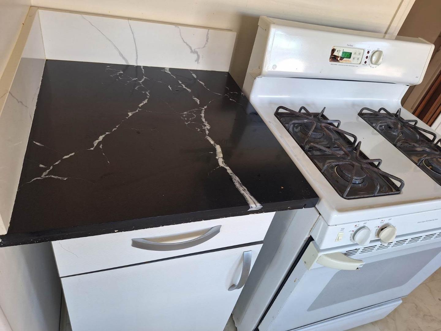 Detail Gallery Image 6 of 6 For Peralta St, Hayward,  CA 94541 - 2 Beds | 1 Baths