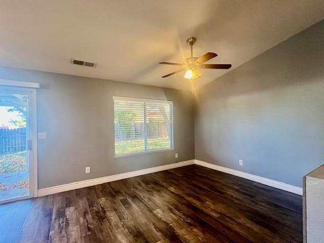 Detail Gallery Image 12 of 30 For 16100 5th St, Lathrop,  CA 95330 - 3 Beds | 2 Baths