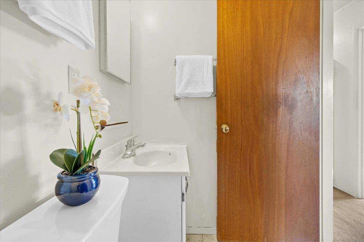 Detail Gallery Image 19 of 27 For 1661 Klamath Dr, Salinas,  CA 93906 - 4 Beds | 2 Baths