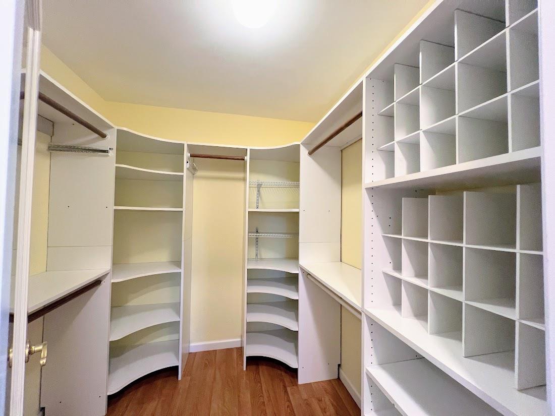 Detail Gallery Image 24 of 41 For 150 Flying Mist Isle, Foster City,  CA 94404 - 4 Beds | 2/1 Baths