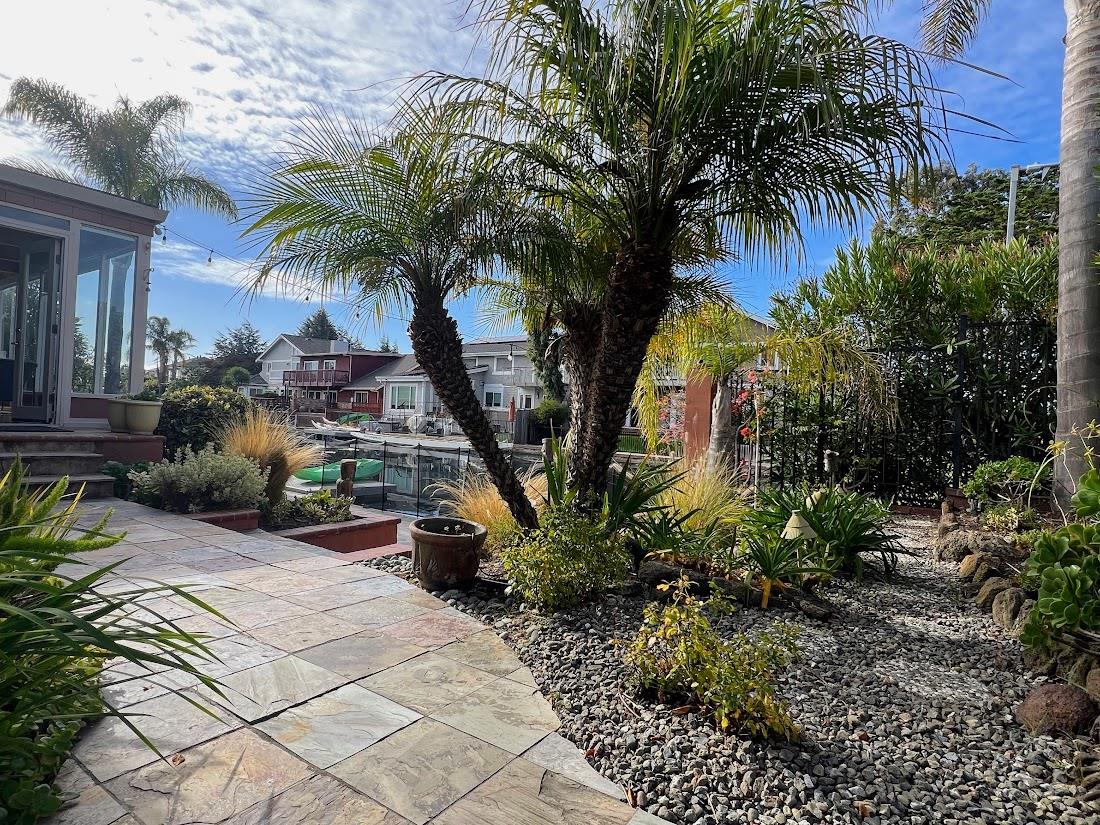 Detail Gallery Image 3 of 41 For 150 Flying Mist Isle, Foster City,  CA 94404 - 4 Beds | 2/1 Baths