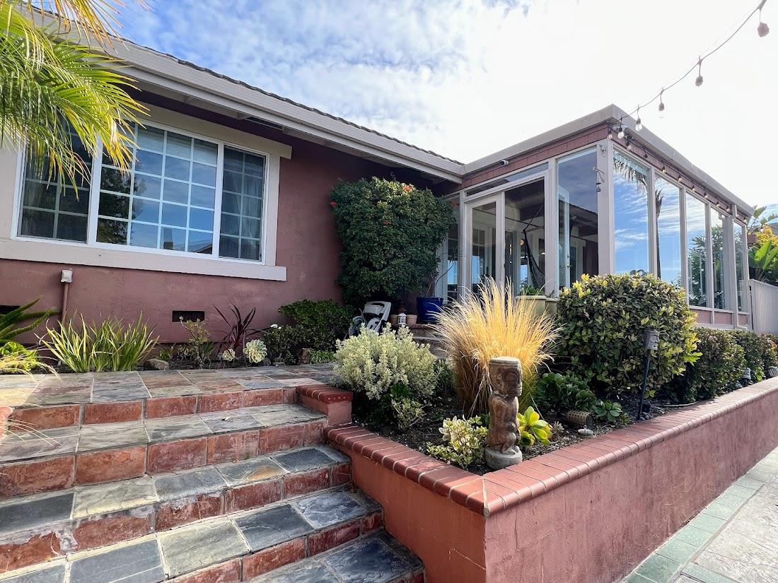 Detail Gallery Image 31 of 41 For 150 Flying Mist Isle, Foster City,  CA 94404 - 4 Beds | 2/1 Baths