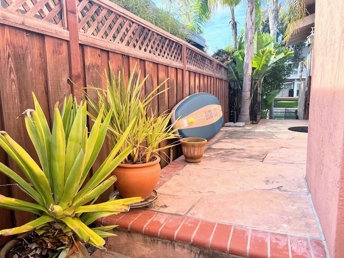 Detail Gallery Image 34 of 41 For 150 Flying Mist Isle, Foster City,  CA 94404 - 4 Beds | 2/1 Baths