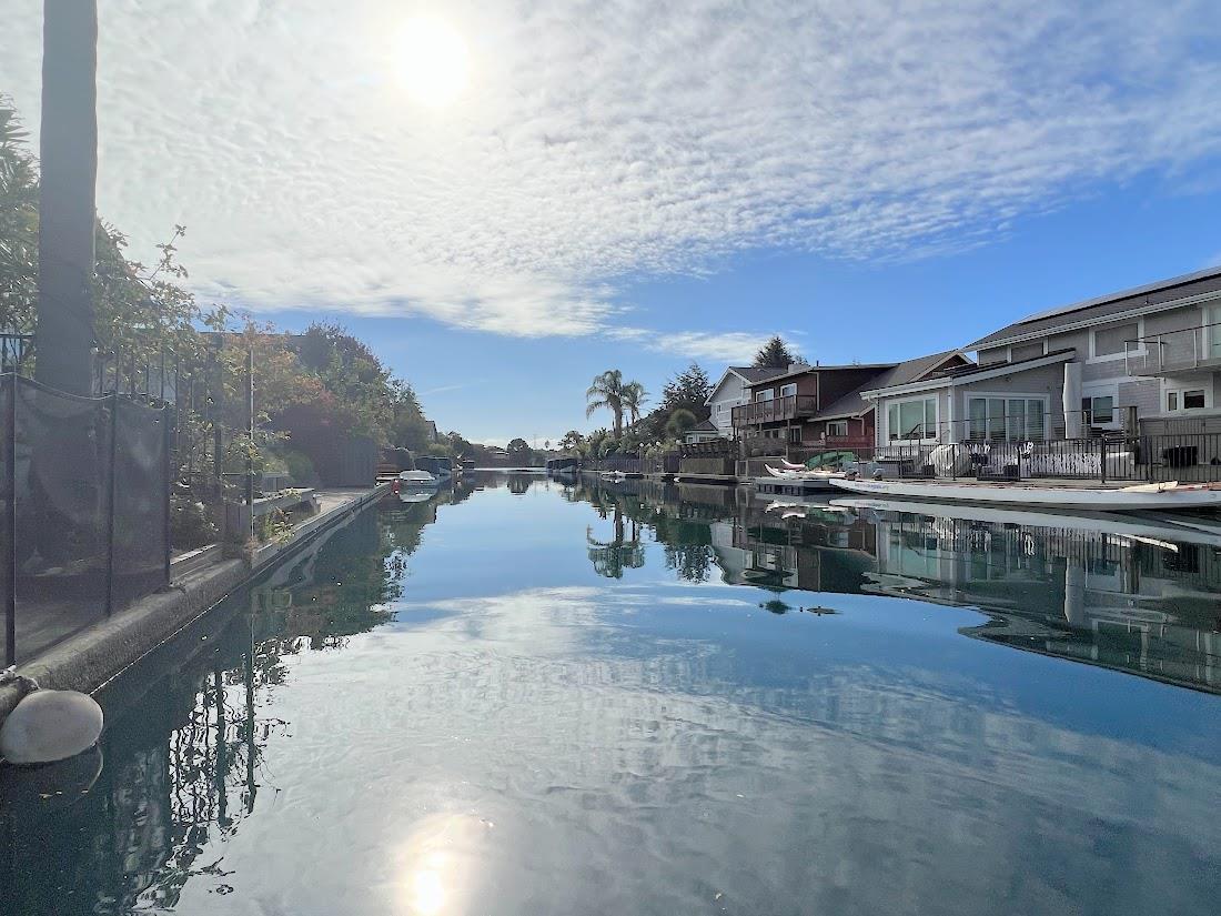 Detail Gallery Image 40 of 41 For 150 Flying Mist Isle, Foster City,  CA 94404 - 4 Beds | 2/1 Baths