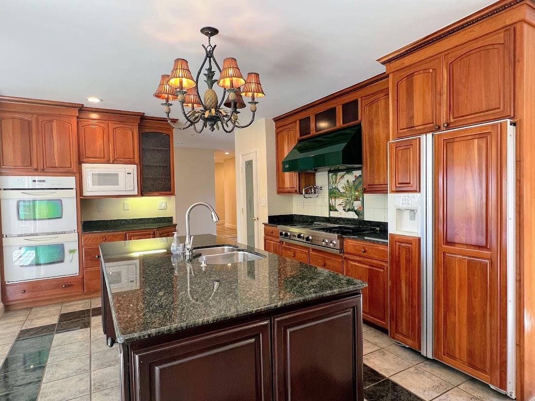 Detail Gallery Image 5 of 41 For 150 Flying Mist Isle, Foster City,  CA 94404 - 4 Beds | 2/1 Baths