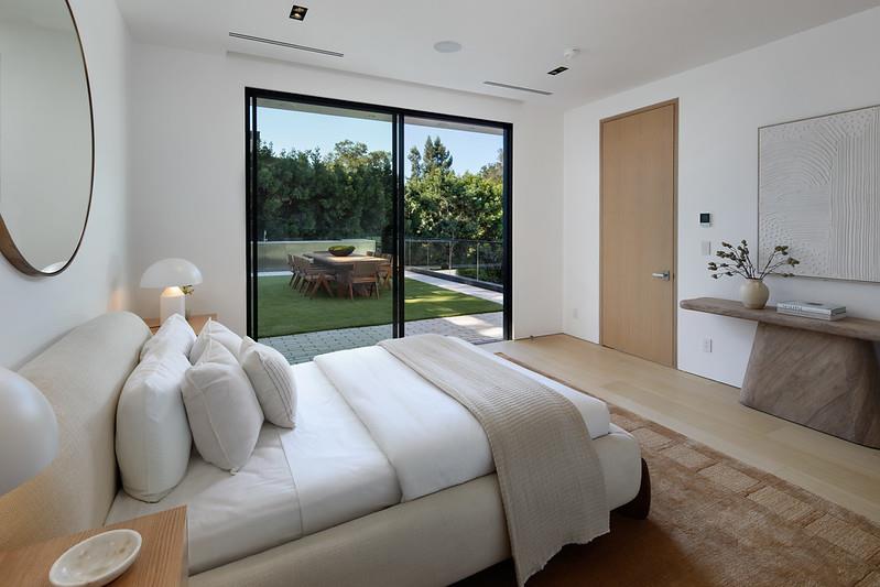 Detail Gallery Image 33 of 34 For 349 Walsh Rd, Atherton,  CA 94027 - 5 Beds | 6/2 Baths