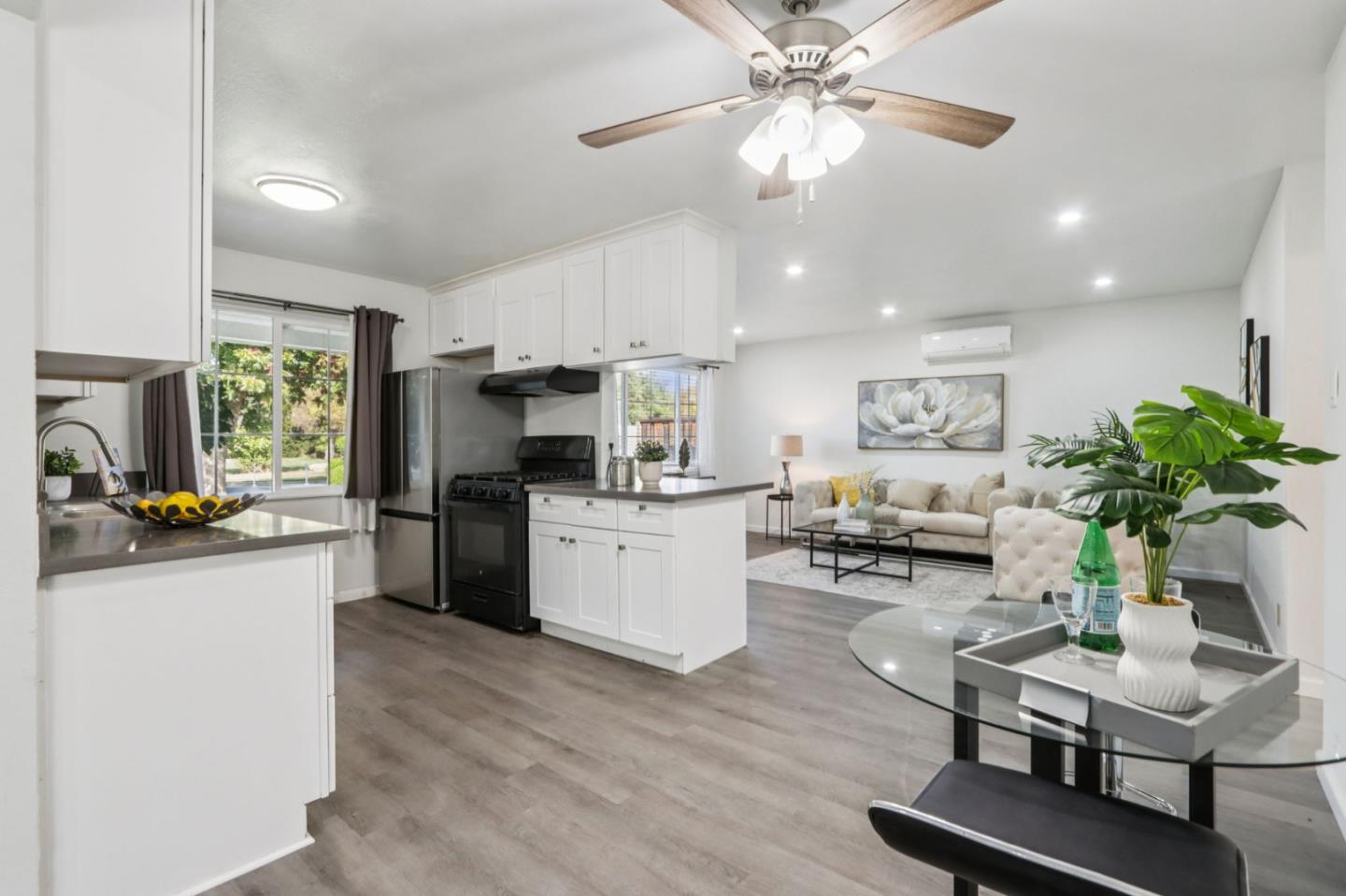 Detail Gallery Image 14 of 44 For 640 Coyote Rd, San Jose,  CA 95111 - 3 Beds | 2 Baths