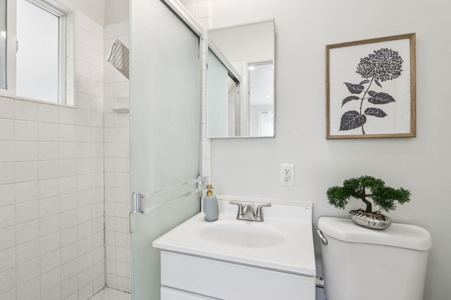 Detail Gallery Image 25 of 44 For 640 Coyote Rd, San Jose,  CA 95111 - 3 Beds | 2 Baths