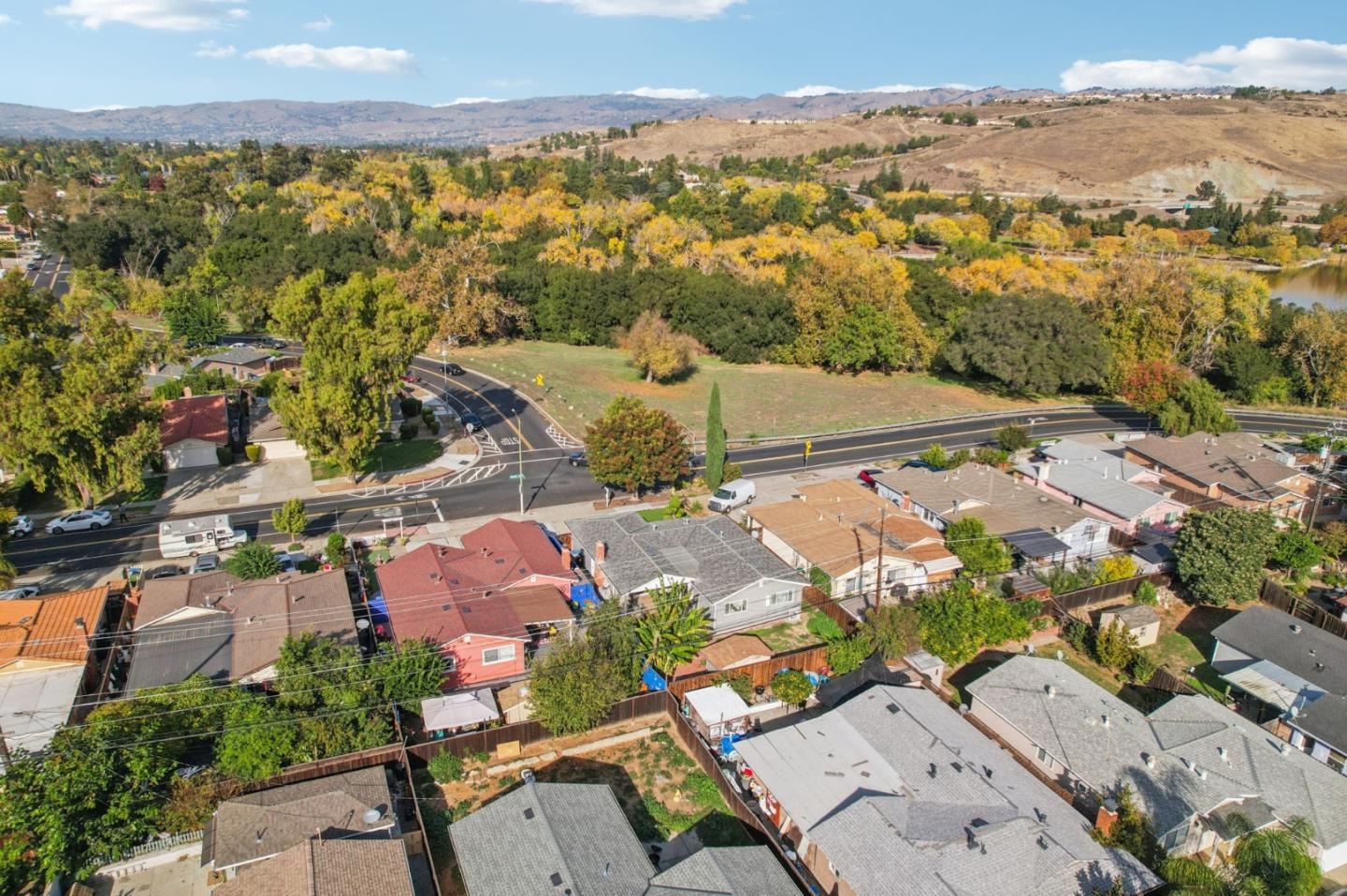 Detail Gallery Image 34 of 44 For 640 Coyote Rd, San Jose,  CA 95111 - 3 Beds | 2 Baths