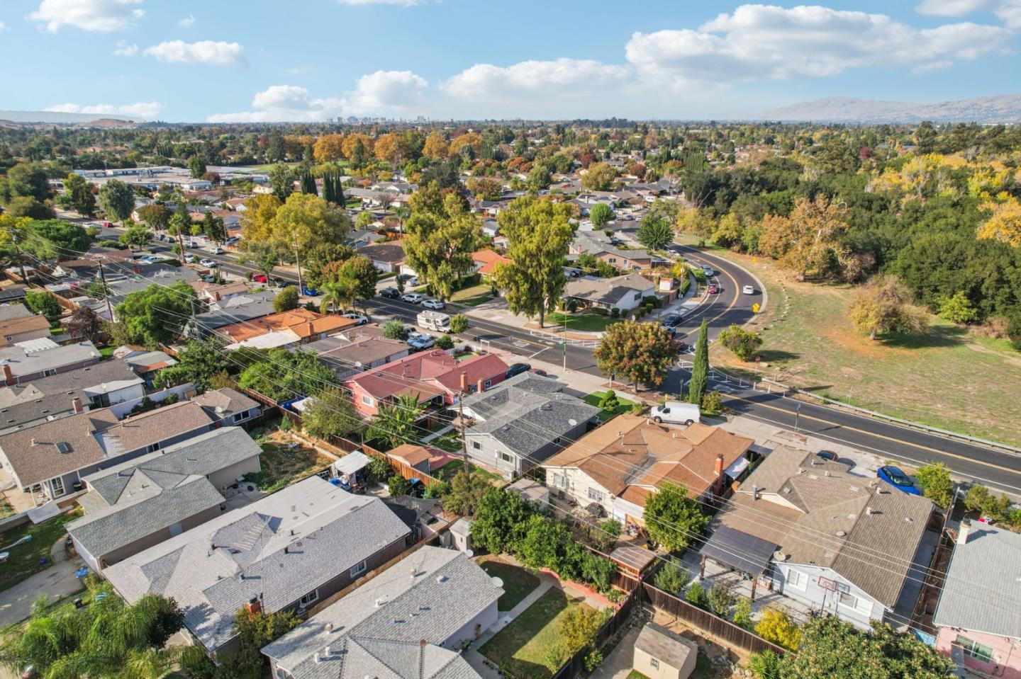 Detail Gallery Image 36 of 44 For 640 Coyote Rd, San Jose,  CA 95111 - 3 Beds | 2 Baths