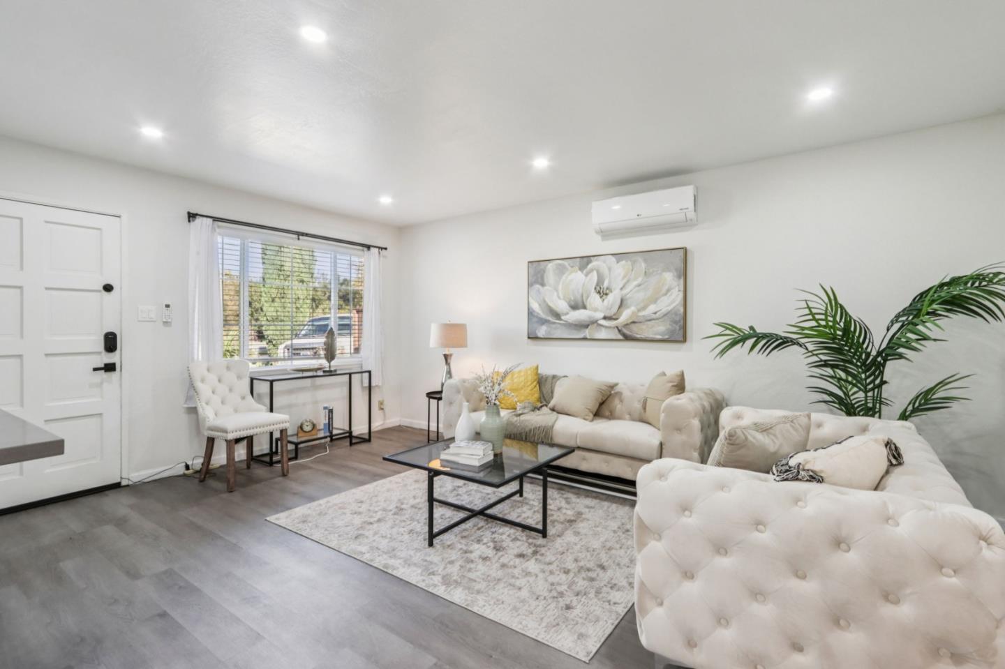 Detail Gallery Image 6 of 44 For 640 Coyote Rd, San Jose,  CA 95111 - 3 Beds | 2 Baths