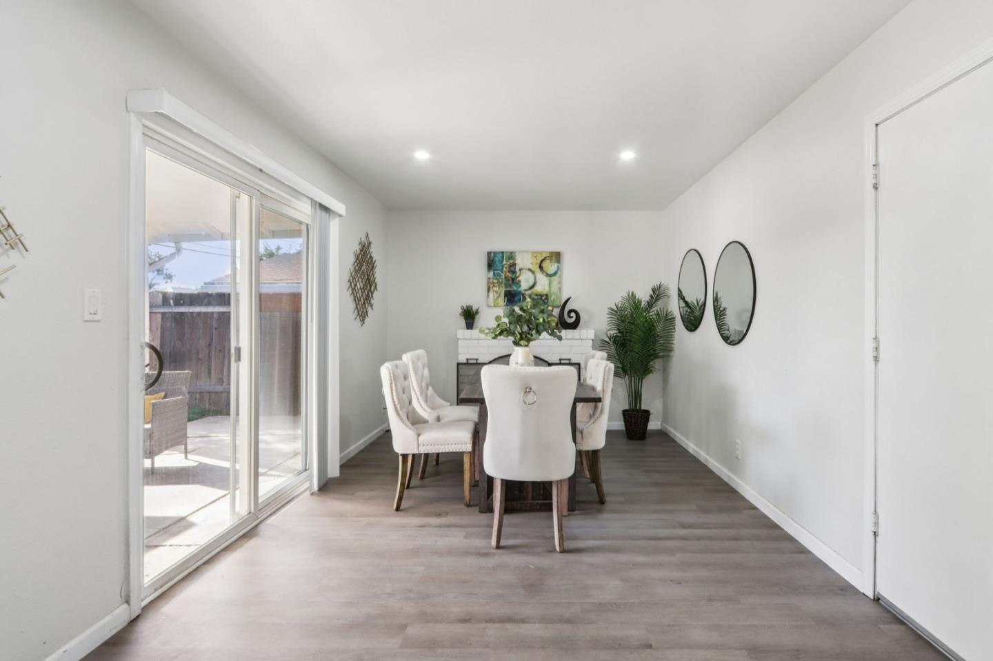 Detail Gallery Image 7 of 44 For 640 Coyote Rd, San Jose,  CA 95111 - 3 Beds | 2 Baths