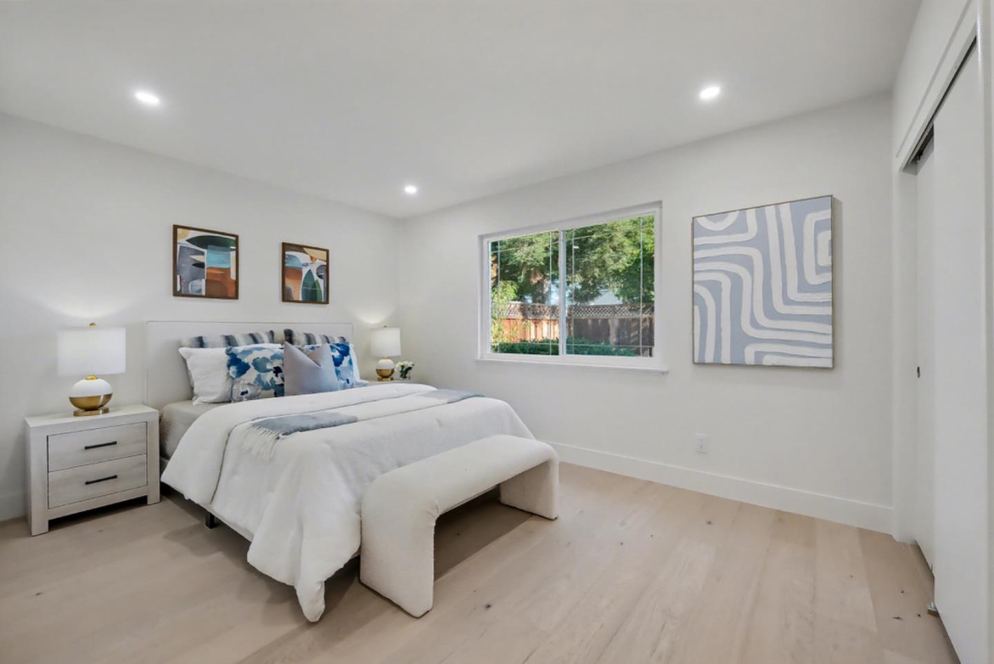 Detail Gallery Image 10 of 22 For 836 Peach Ave, Sunnyvale,  CA 94087 - 4 Beds | 2 Baths
