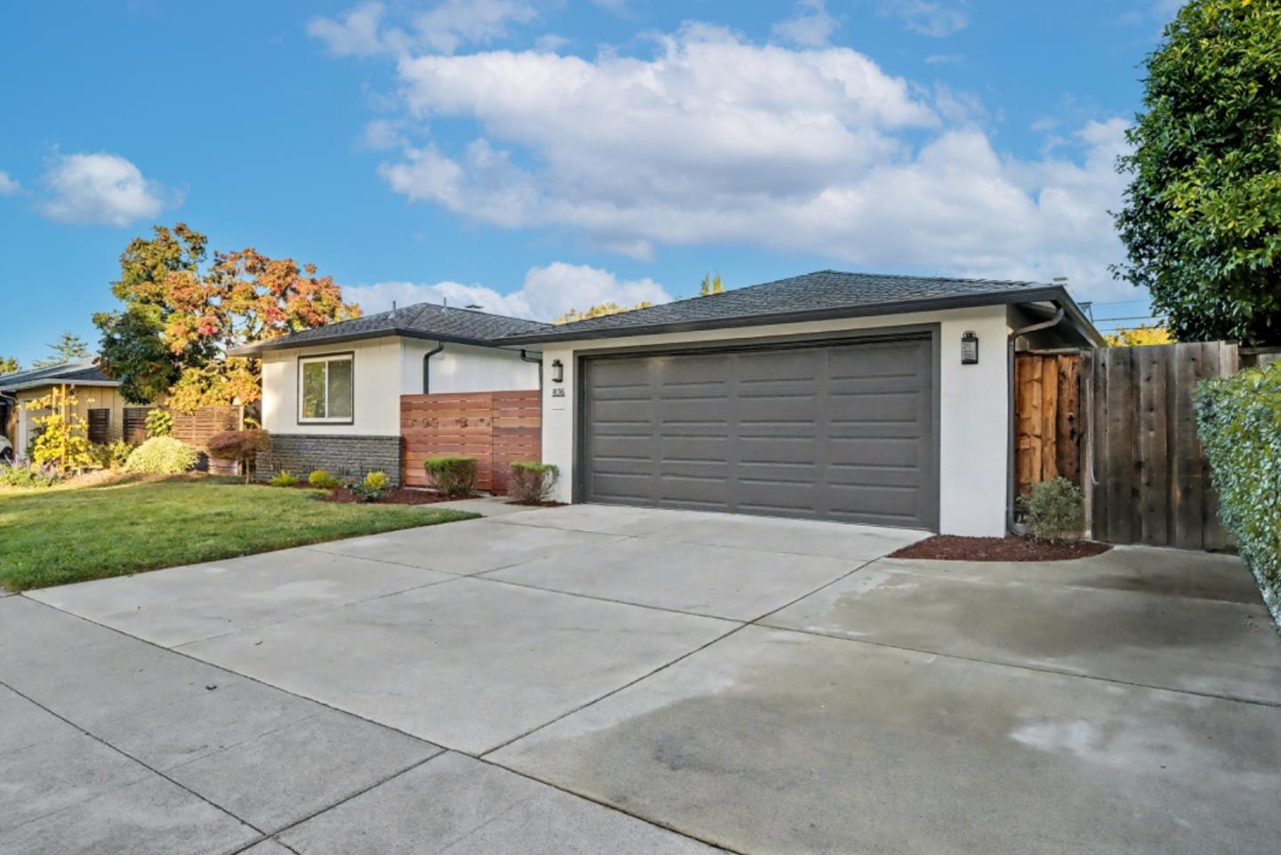 Detail Gallery Image 20 of 22 For 836 Peach Ave, Sunnyvale,  CA 94087 - 4 Beds | 2 Baths