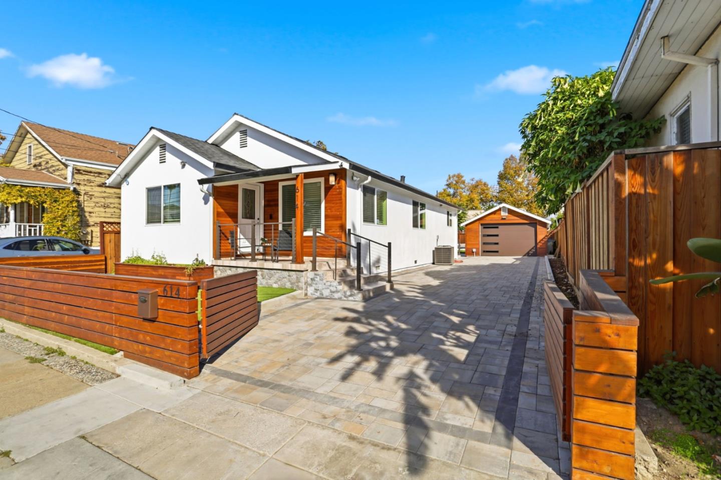 Front Image Thumbnail for ML82027154