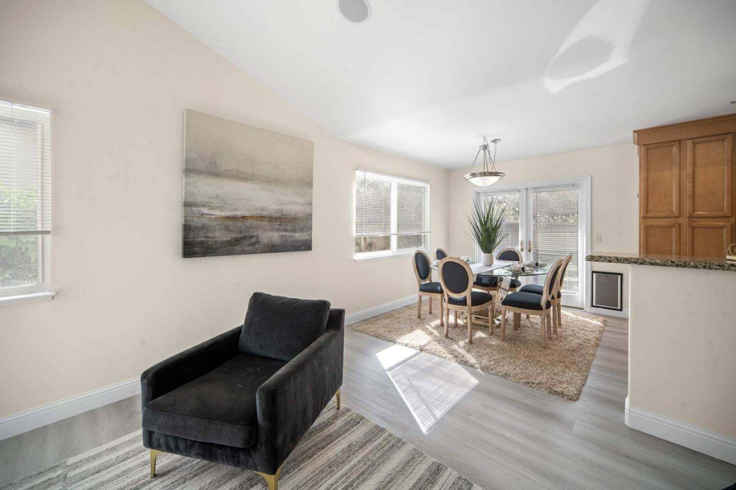 Detail Gallery Image 11 of 26 For 1109 Mcclellan Ave, Monterey,  CA 93940 - 3 Beds | 2 Baths