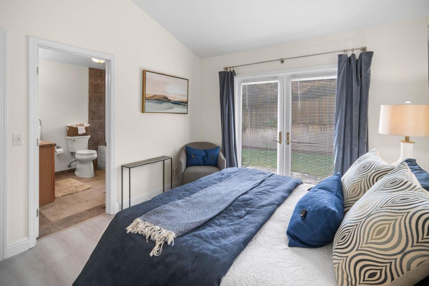 Detail Gallery Image 17 of 26 For 1109 Mcclellan Ave, Monterey,  CA 93940 - 3 Beds | 2 Baths