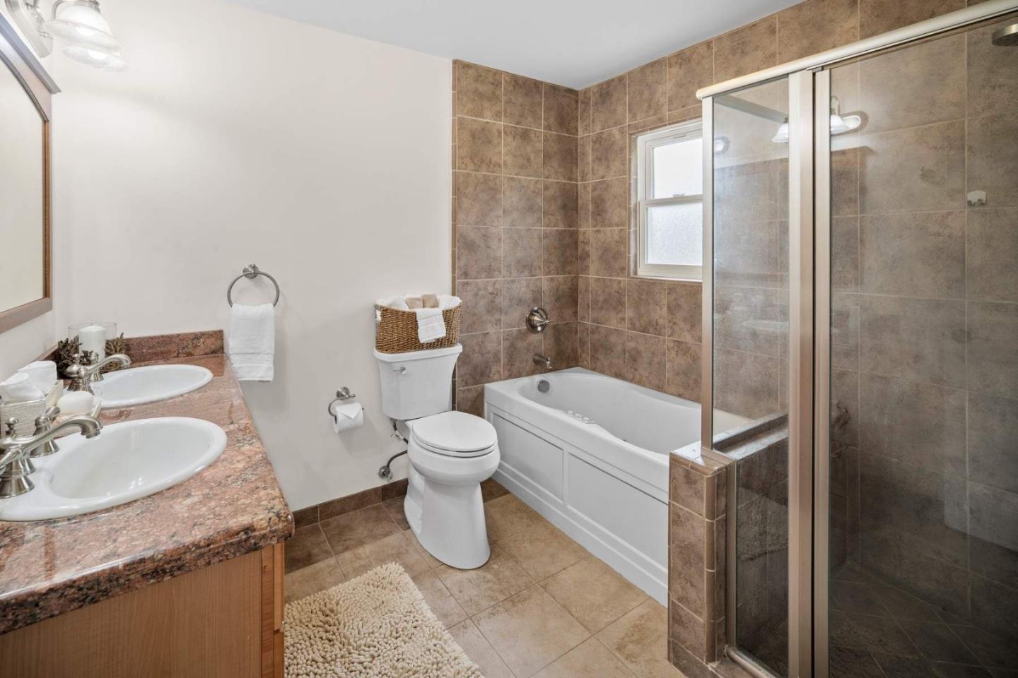 Detail Gallery Image 18 of 26 For 1109 Mcclellan Ave, Monterey,  CA 93940 - 3 Beds | 2 Baths