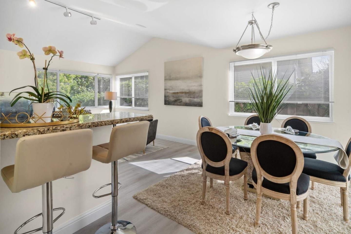 Detail Gallery Image 9 of 26 For 1109 Mcclellan Ave, Monterey,  CA 93940 - 3 Beds | 2 Baths