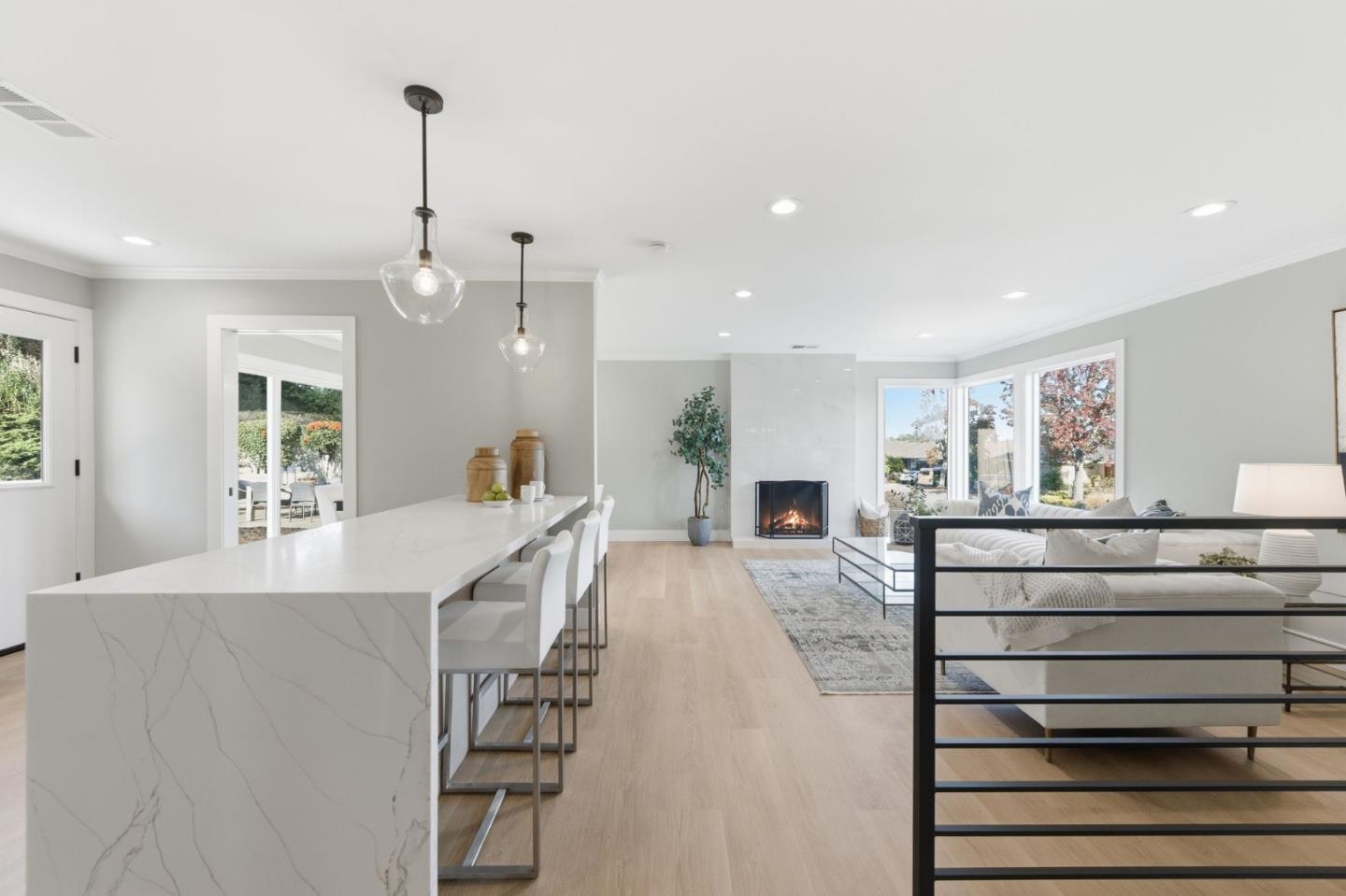 Detail Gallery Image 4 of 19 For 1104 Eden Bower Ln, Redwood City,  CA 94061 - 4 Beds | 3 Baths