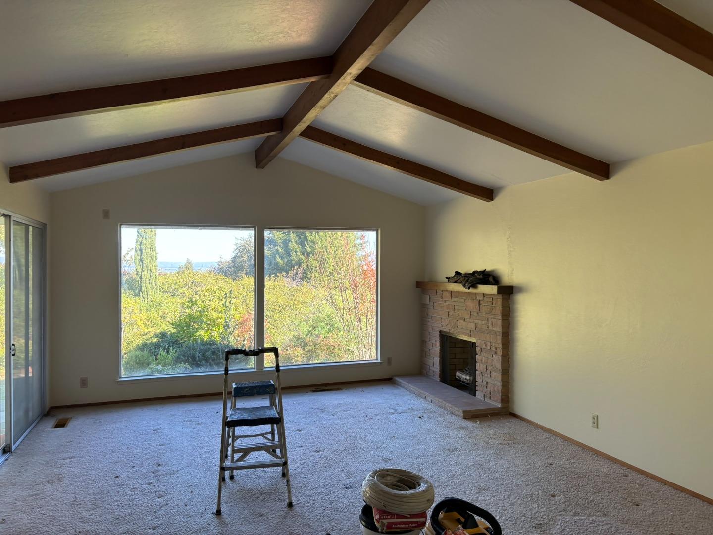 Detail Gallery Image 12 of 13 For 12130 Foothill Ln, Los Altos Hills,  CA 94022 - 4 Beds | 2/1 Baths