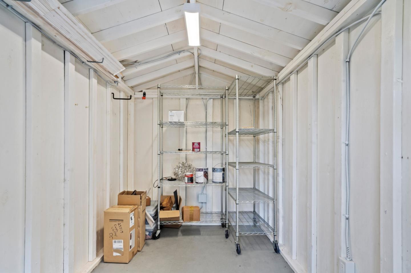 Detail Gallery Image 19 of 23 For 24817 Santa Fe St, Carmel,  CA 93923 - 3 Beds | 2/1 Baths