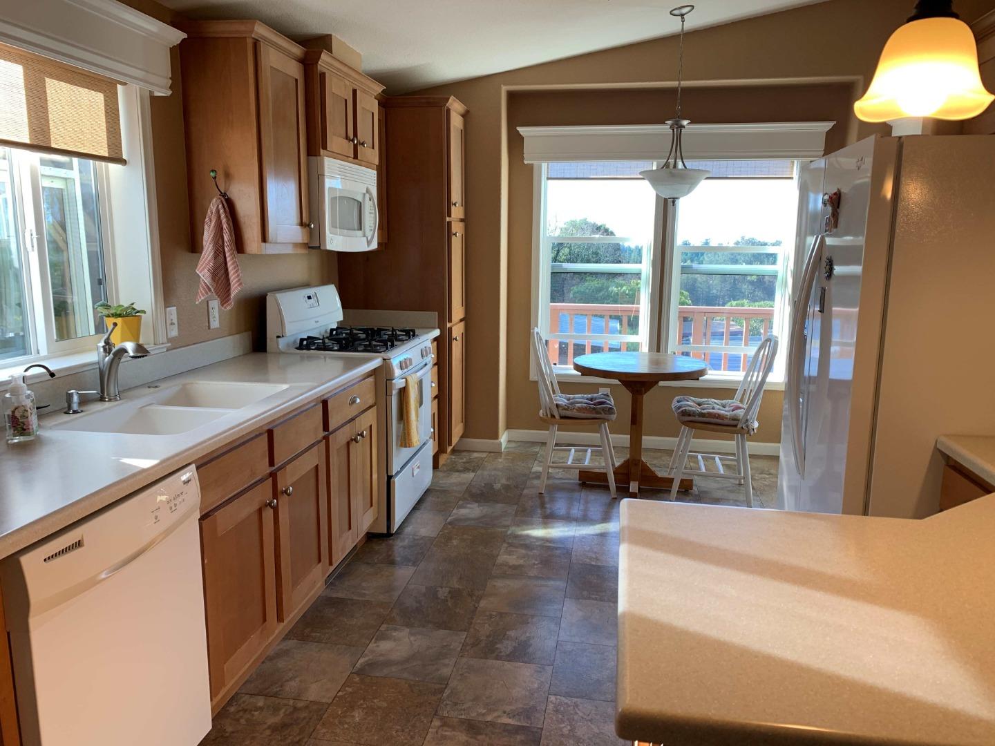 Detail Gallery Image 17 of 53 For 270 Hames Rd #55,  Watsonville,  CA 95076 - 2 Beds | 2 Baths