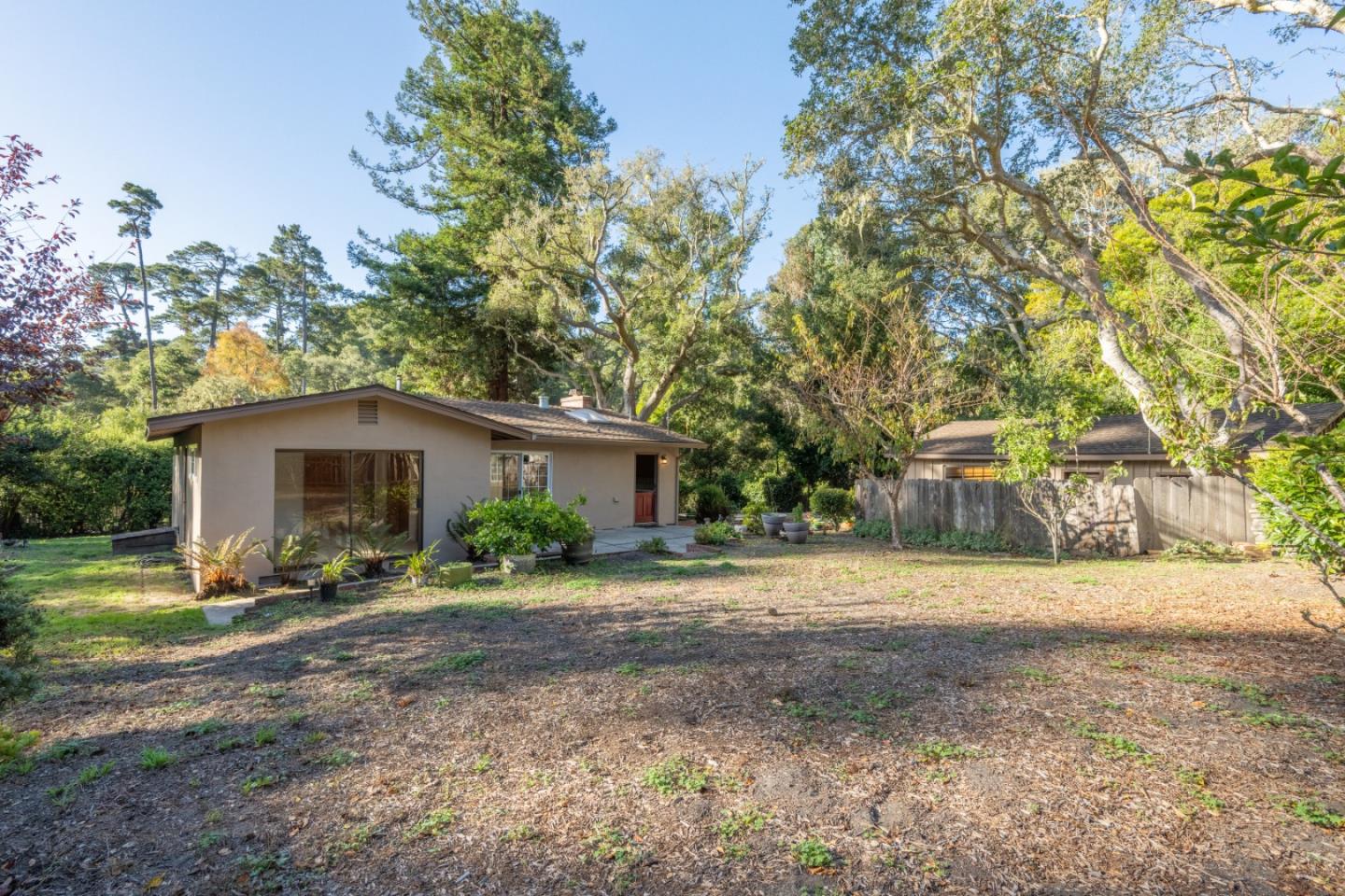 Detail Gallery Image 18 of 25 For 11th 2 E of Torres Ave, Carmel,  CA 93921 - 2 Beds | 1 Baths