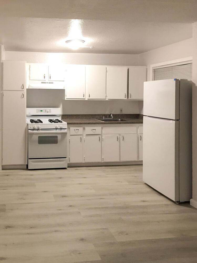 Detail Gallery Image 4 of 21 For 1012 Chestnut St, San Jose,  CA 95110 - – Beds | – Baths