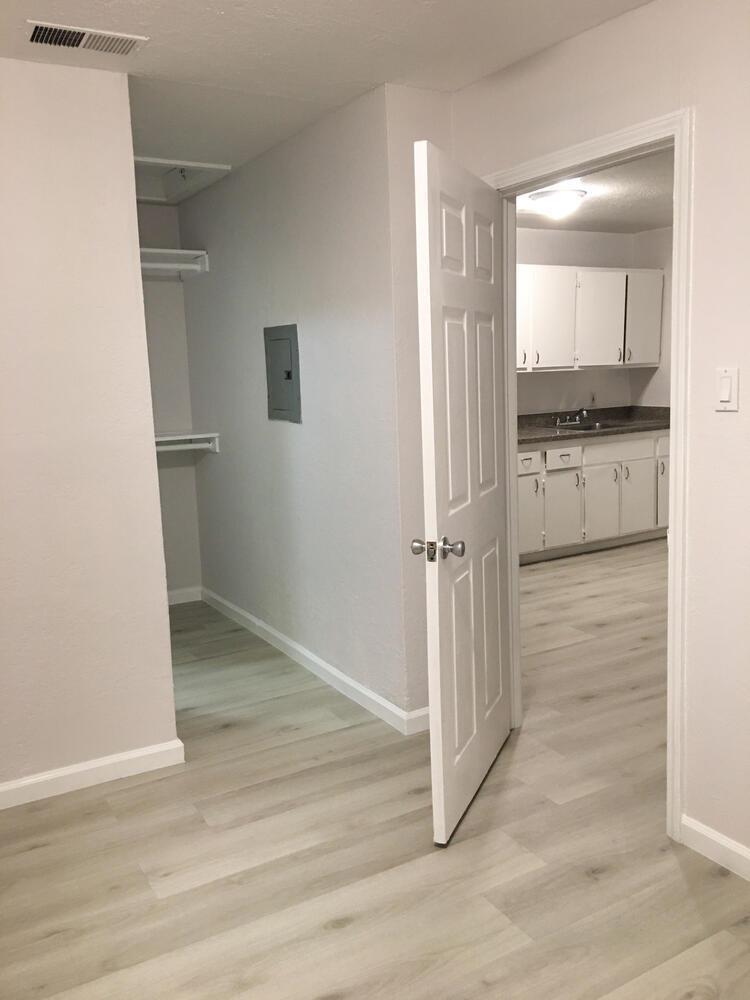 Detail Gallery Image 9 of 21 For 1012 Chestnut St, San Jose,  CA 95110 - – Beds | – Baths