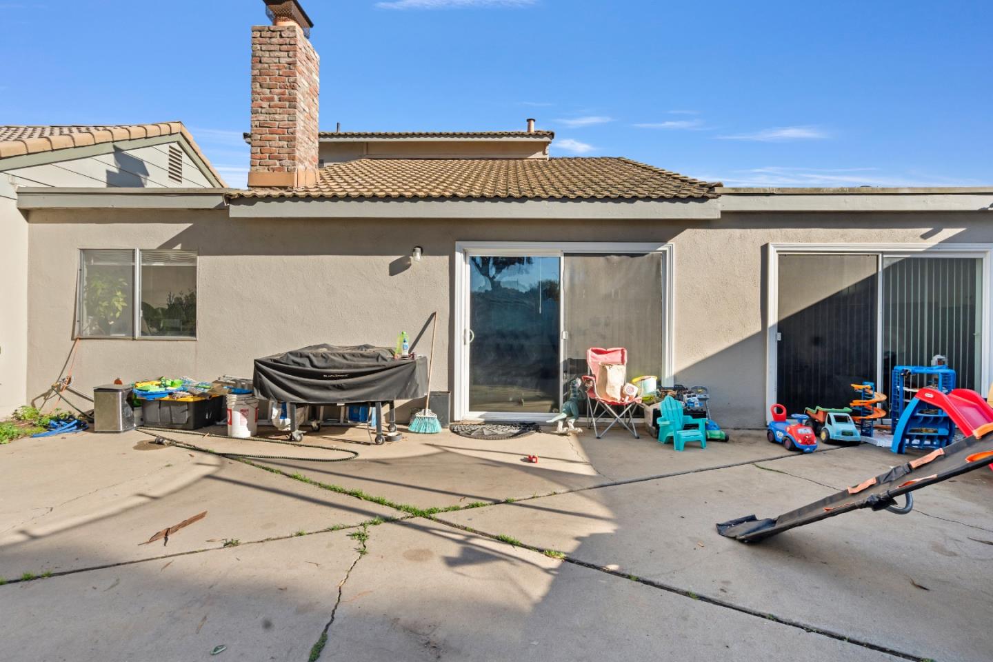 Detail Gallery Image 27 of 32 For 1635 Cherokee Dr, Salinas,  CA 93906 - 3 Beds | 2 Baths