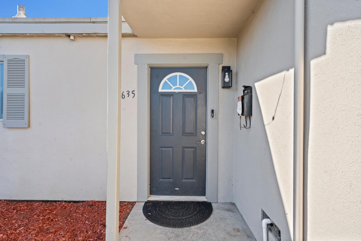 Detail Gallery Image 7 of 32 For 1635 Cherokee Dr, Salinas,  CA 93906 - 3 Beds | 2 Baths