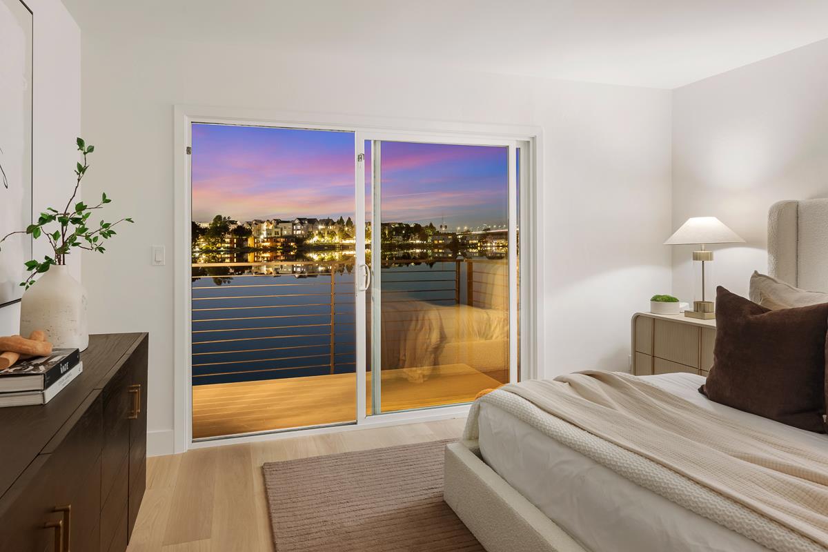 Detail Gallery Image 14 of 29 For 631 Matsonia Dr, Foster City,  CA 94404 - 4 Beds | 2/1 Baths