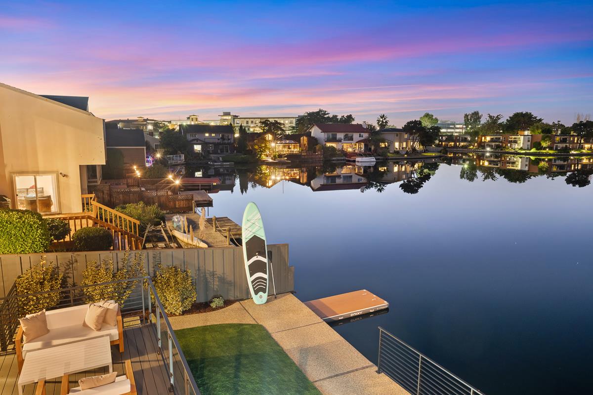 Detail Gallery Image 15 of 29 For 631 Matsonia Dr, Foster City,  CA 94404 - 4 Beds | 2/1 Baths