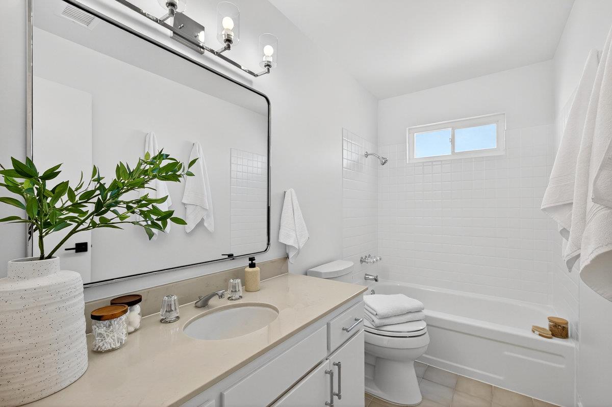 Detail Gallery Image 17 of 29 For 631 Matsonia Dr, Foster City,  CA 94404 - 4 Beds | 2/1 Baths