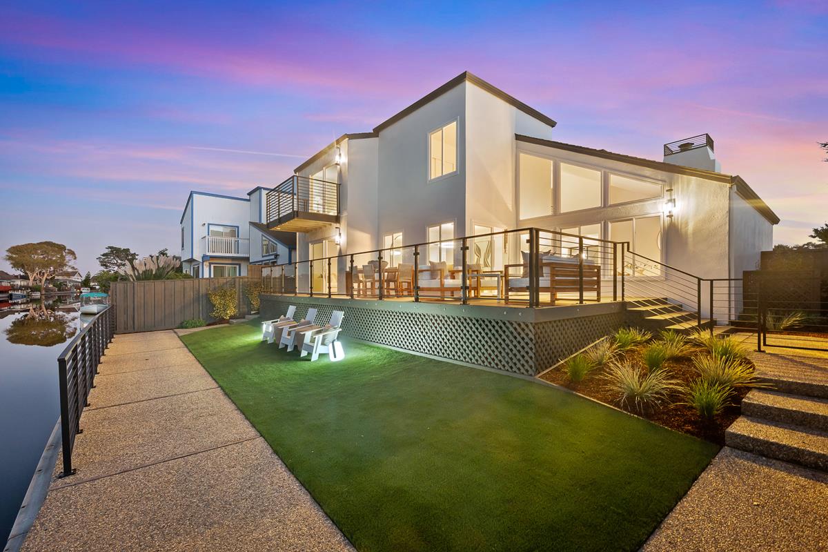 Detail Gallery Image 25 of 29 For 631 Matsonia Dr, Foster City,  CA 94404 - 4 Beds | 2/1 Baths