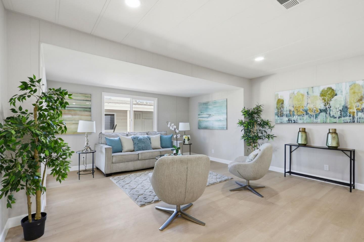 Detail Gallery Image 10 of 38 For 486 Millpond Dr #486,  San Jose,  CA 95125 - 3 Beds | 2 Baths