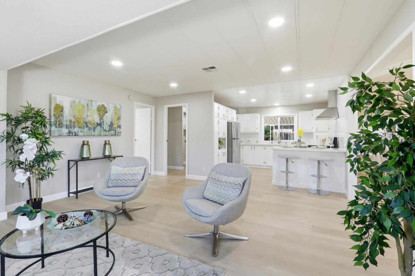 Detail Gallery Image 13 of 38 For 486 Millpond Dr #486,  San Jose,  CA 95125 - 3 Beds | 2 Baths