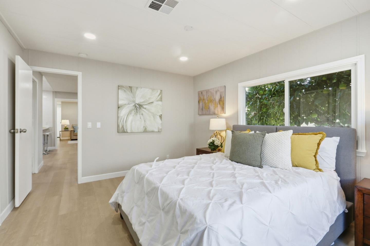 Detail Gallery Image 32 of 38 For 486 Millpond Dr #486,  San Jose,  CA 95125 - 3 Beds | 2 Baths