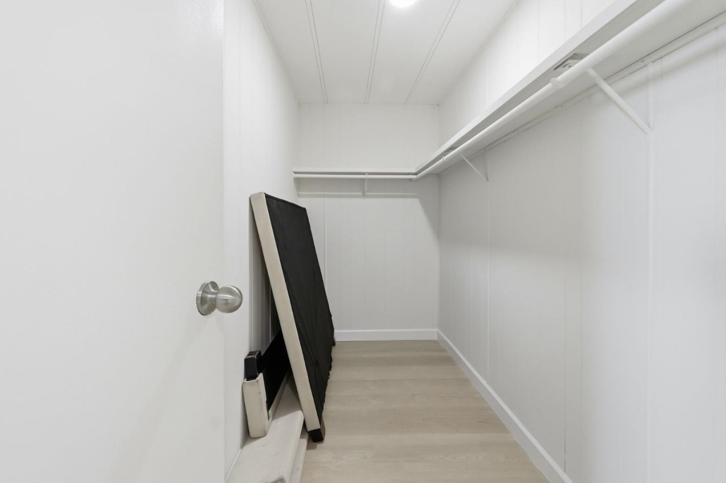 Detail Gallery Image 33 of 38 For 486 Millpond Dr #486,  San Jose,  CA 95125 - 3 Beds | 2 Baths