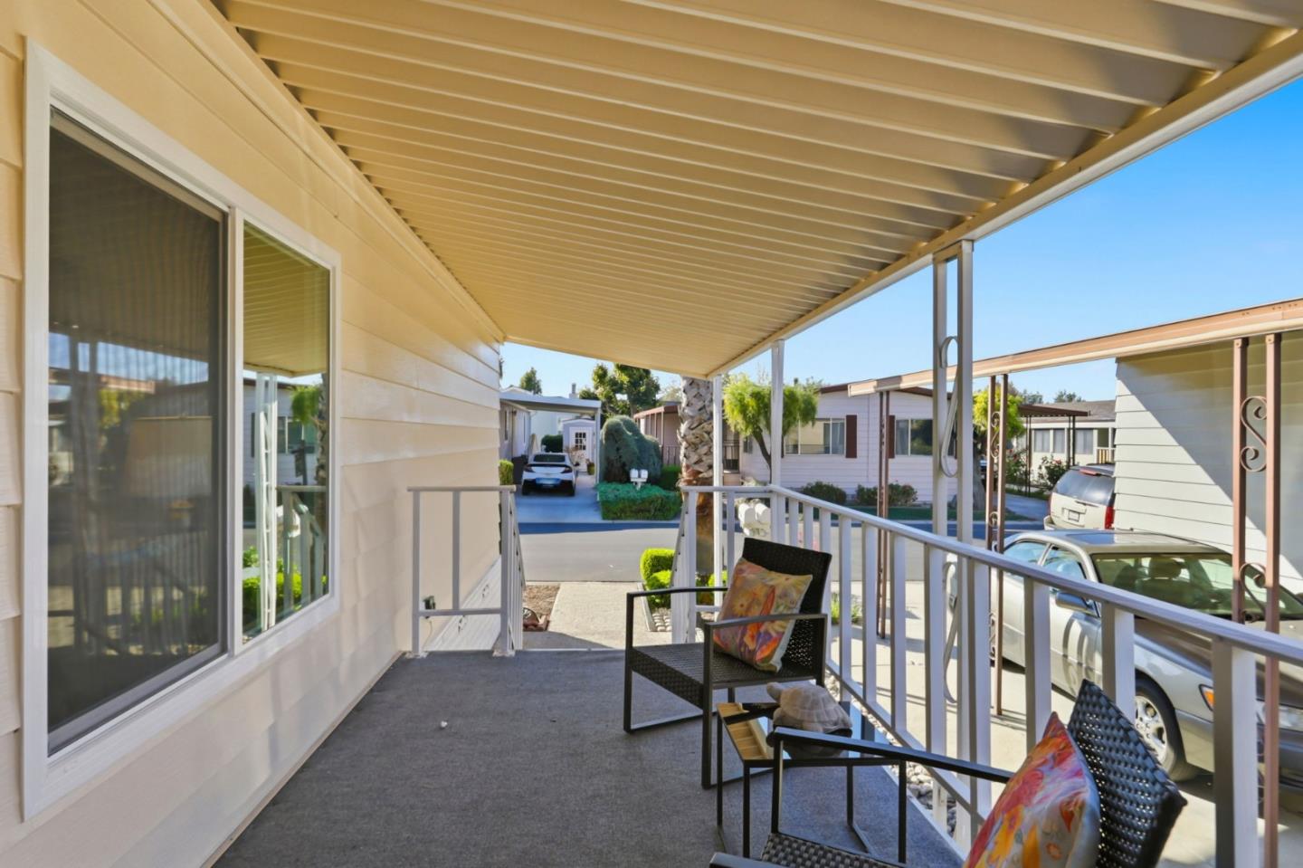 Detail Gallery Image 5 of 38 For 486 Millpond Dr #486,  San Jose,  CA 95125 - 3 Beds | 2 Baths