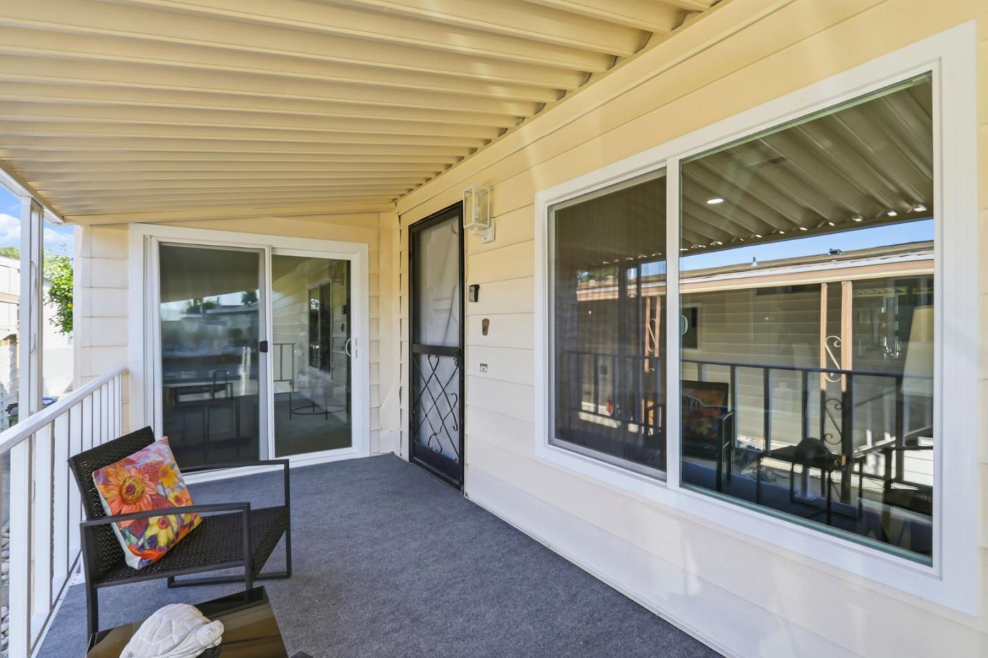 Detail Gallery Image 6 of 38 For 486 Millpond Dr #486,  San Jose,  CA 95125 - 3 Beds | 2 Baths