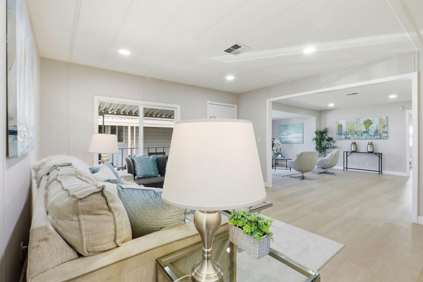 Detail Gallery Image 9 of 38 For 486 Millpond Dr #486,  San Jose,  CA 95125 - 3 Beds | 2 Baths