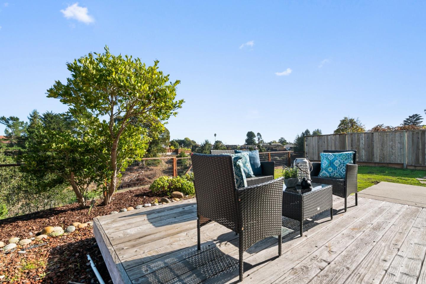 Detail Gallery Image 36 of 42 For 128 Mcmillan Dr, Santa Cruz,  CA 95060 - 4 Beds | 2/1 Baths